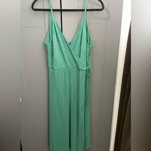 H&M Green pleated midi wrap dress